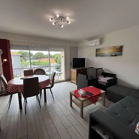 T3 Climatise Avec Parking Prive, Proche Centre Pour 4 Personnes - Fr-1-701-94 Apartment